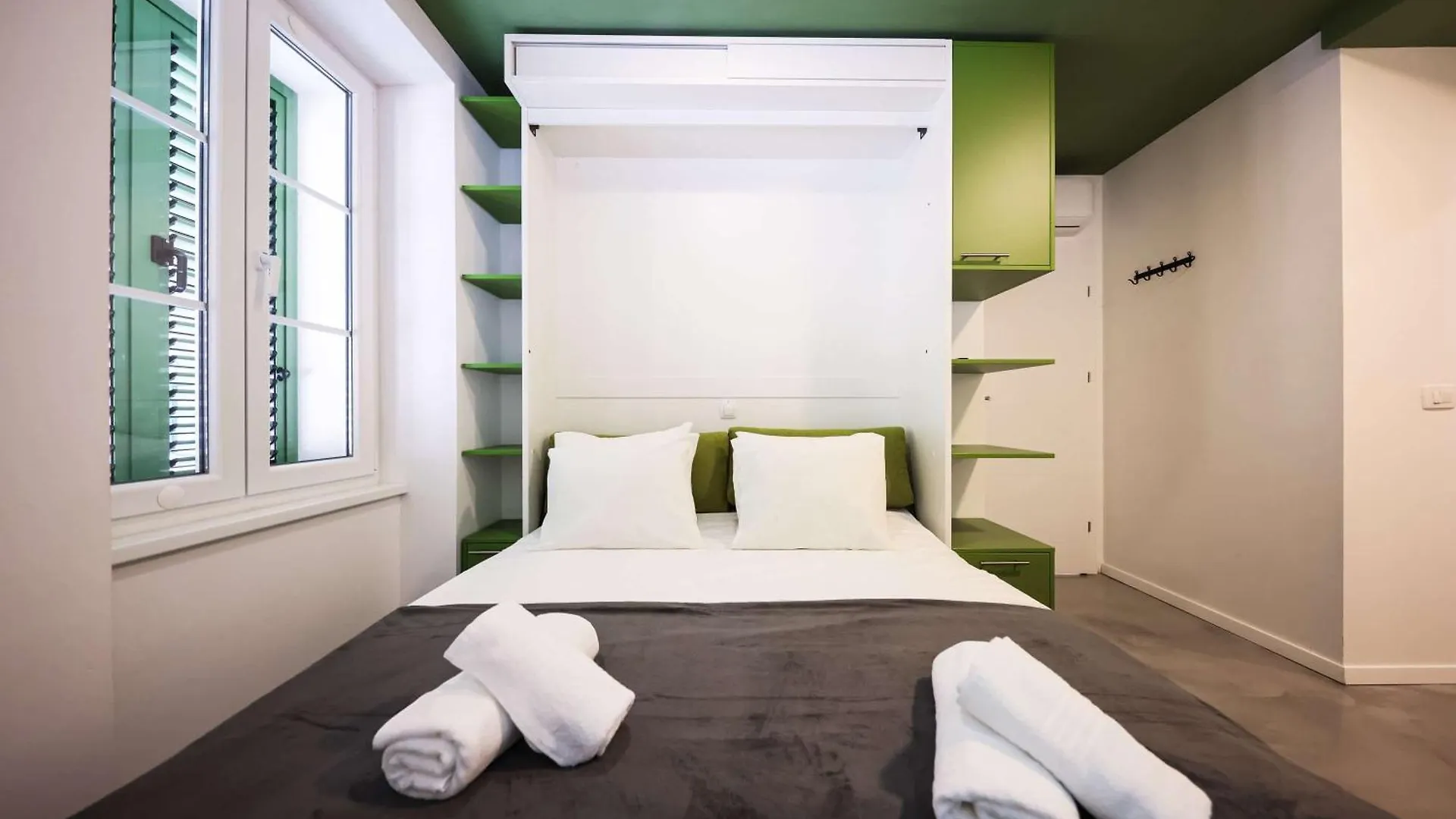 Old City Micro-Apartments Zadar 0*,