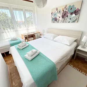  Apartament Mira
